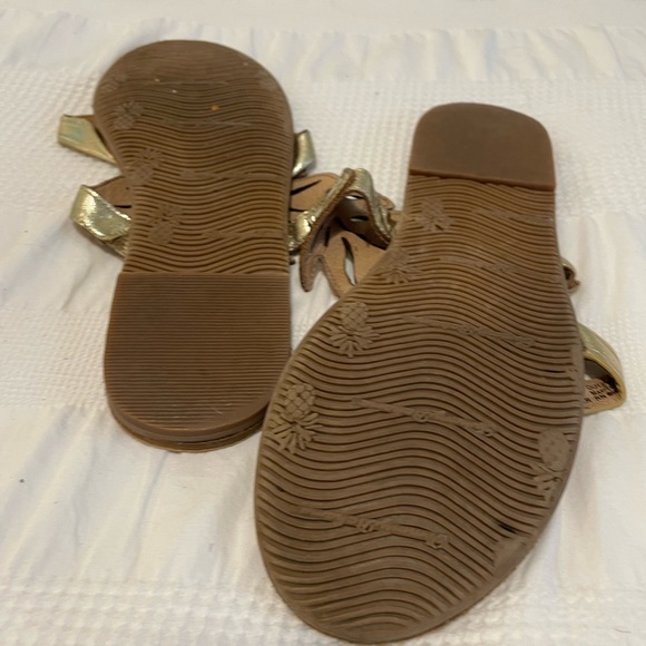 10 Tommy Bahama Plumeria Gold Leaf sandal size 10. Leather sandals retail 200 US - Picture 6 of 9